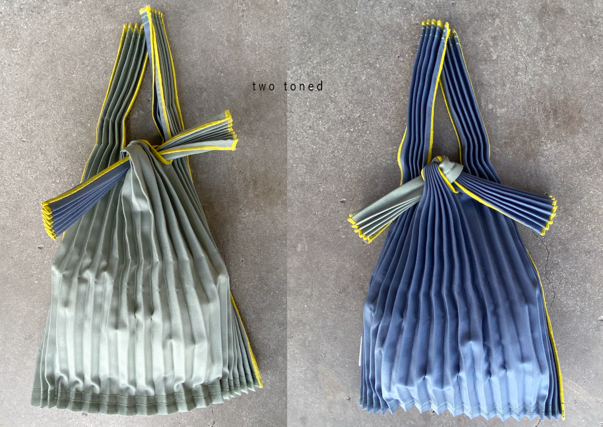 Kna Plus - PLECO Vertical Pleats Bag Mini – Here.