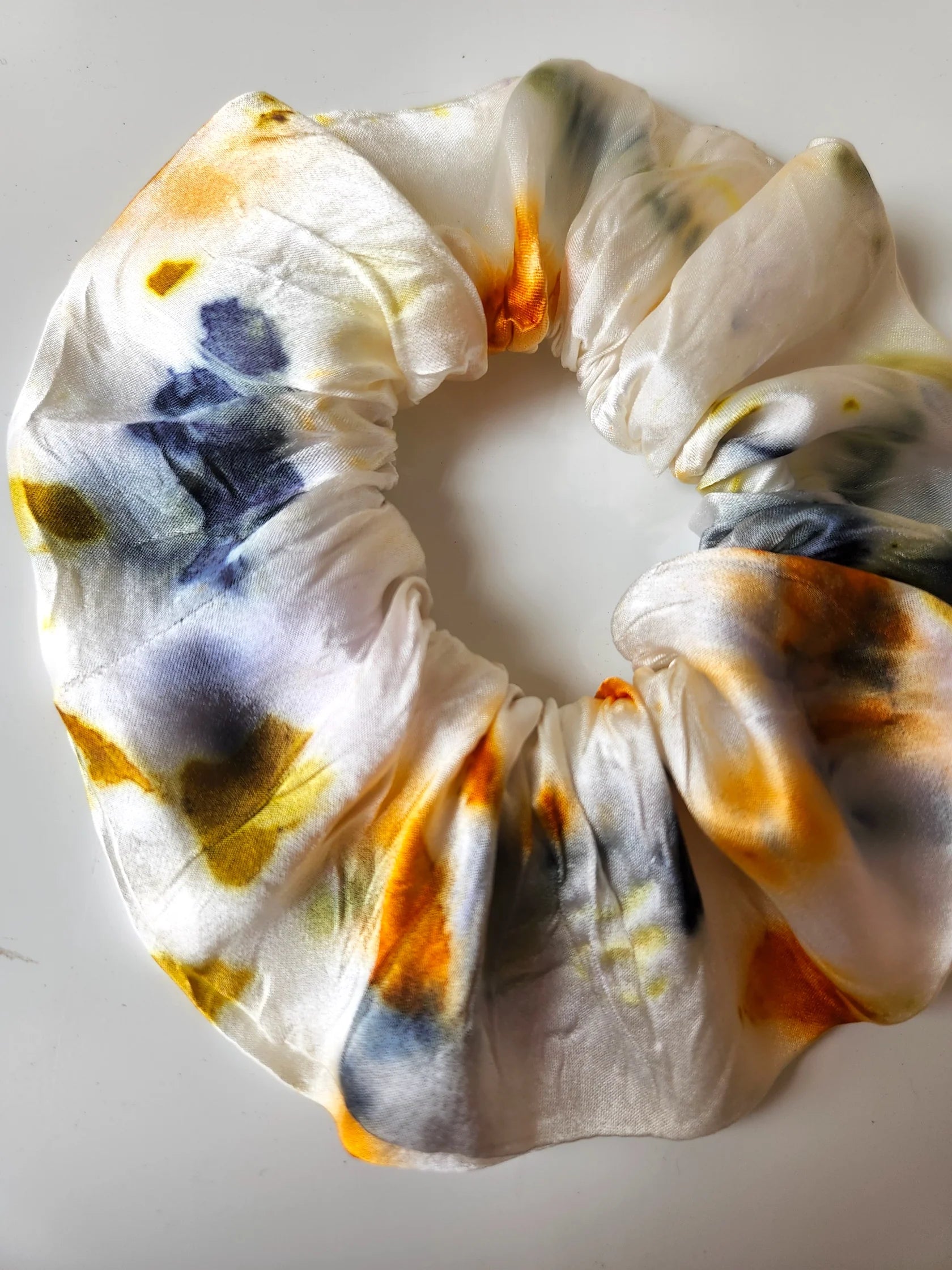 Dye Kween - Botanically Dyed Silk Scrunchies