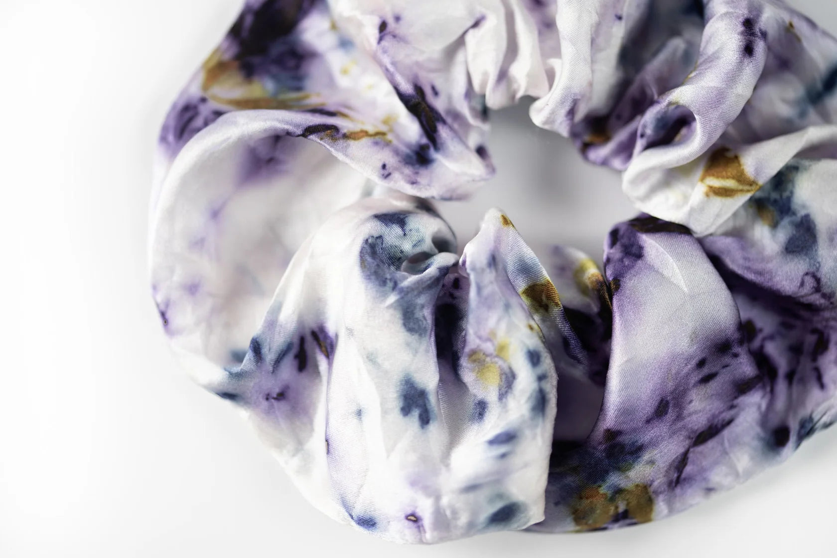 Dye Kween - Botanically Dyed Silk Scrunchies